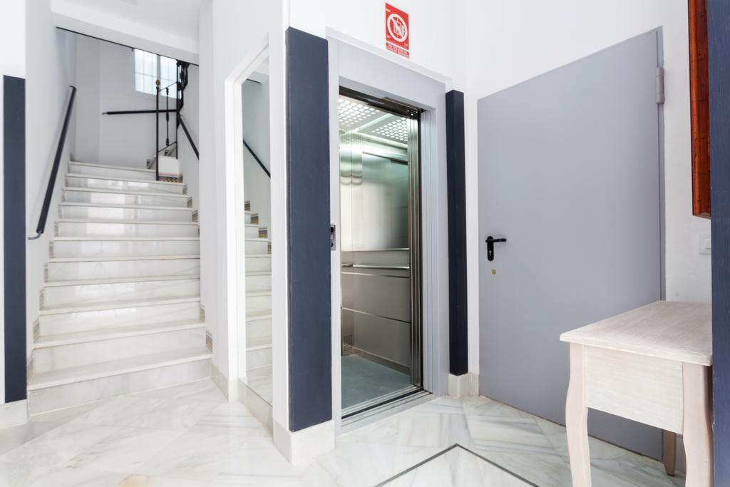 Hostly Acetres 1A Loft In City Center, Comunal Terrace, Fibre,Parking Optional Sevilla Kültér fotó